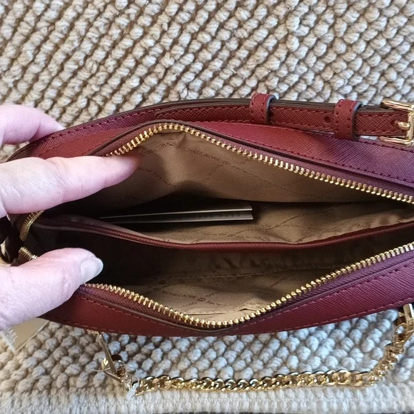 MICHAEL KORS Jet Set Large Saffiano Leather Crossbody Bag - Picture 8 of 10